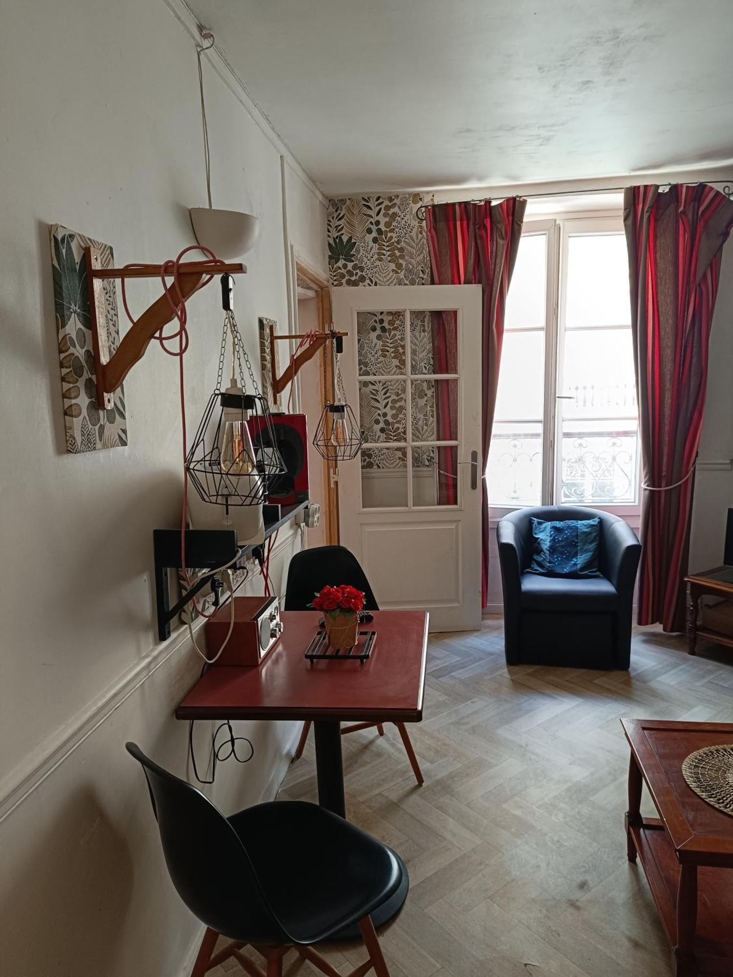 Apartament 2 Pieces Paris 9 Eme Zewnętrze zdjęcie